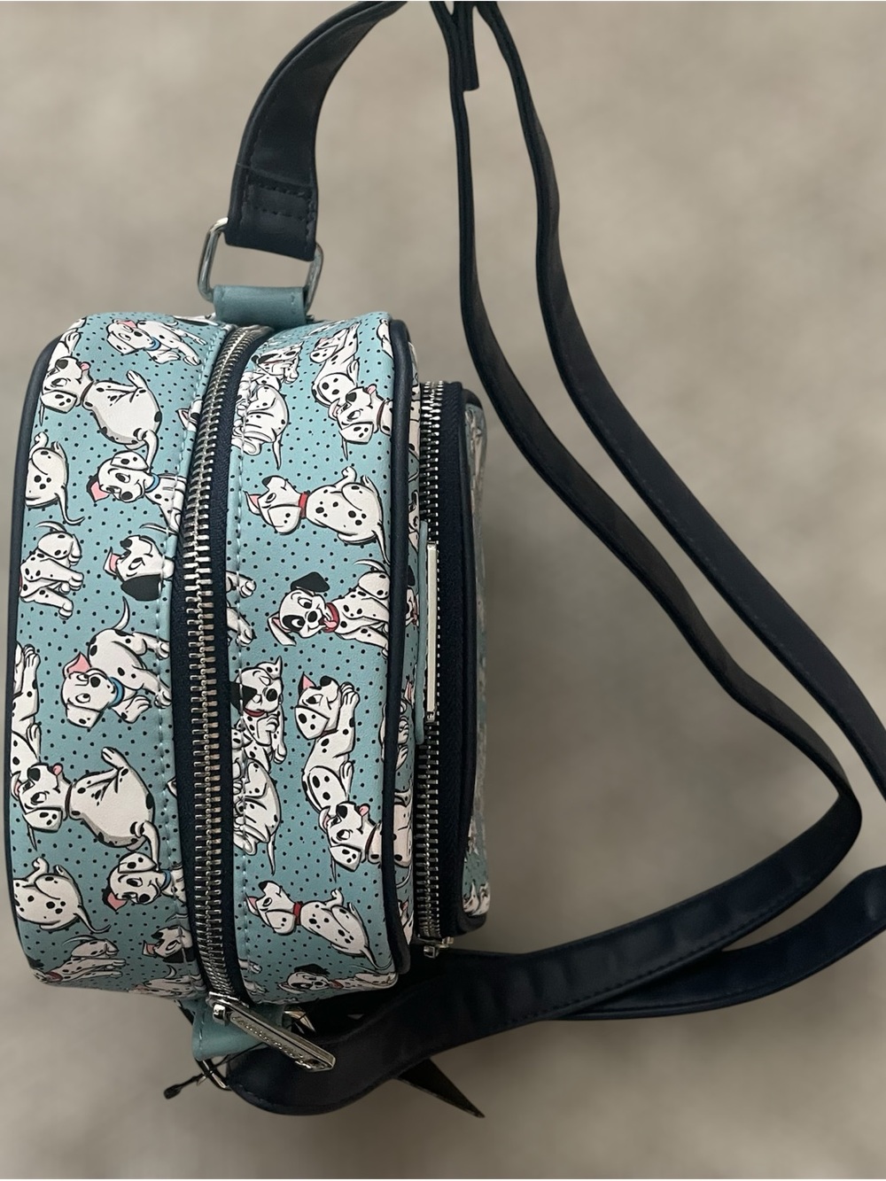 Disney Loungefly 101 Dalmatians Crossbody Bag - Picture 5 of 5